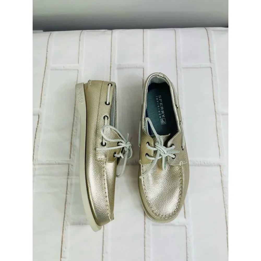 NWT Sperry A/O gold leather sneakers size 5M